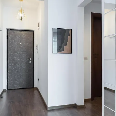 Wanderlust Central Apt W Big Terrace